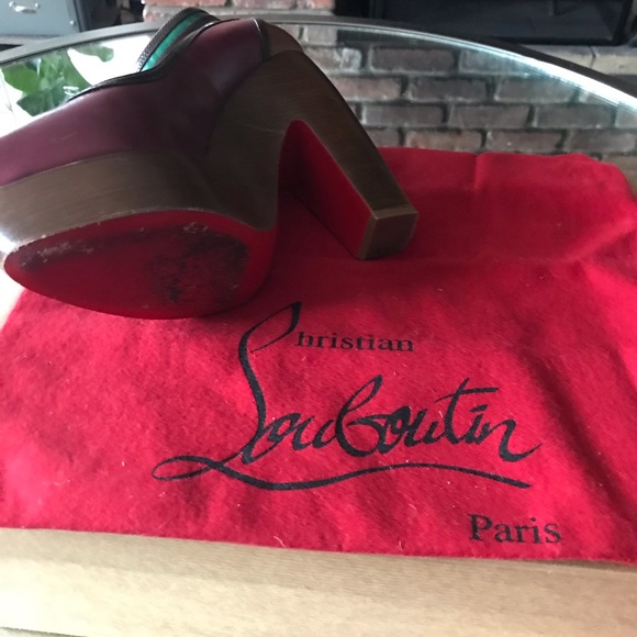 Christian Louboutin Platform - Picture 2 of 4